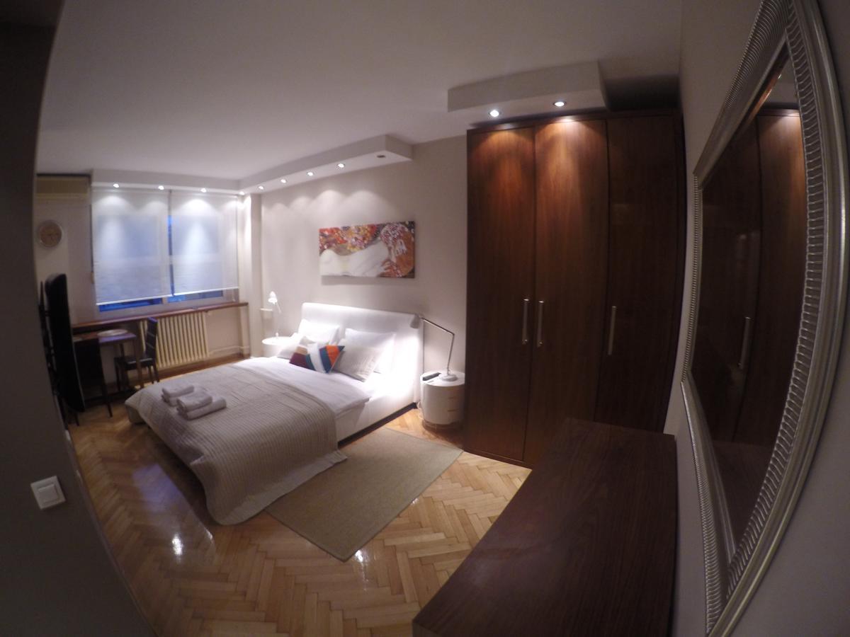 Apartments Near St. Sava Temple 贝尔格莱德 外观 照片